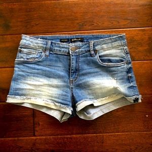 STSblue short